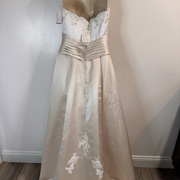 NEW David's Bridal Wedding Dress Michaelangelo Sz 6 Satin Beaded Train White - Picture 6 of 12